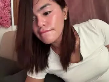 slutty_lavinia — MAKE ME WET WITH YOUR TIPS! #asian #bigcock #mistress #pantyhose #anal [1111 tokens remaining]