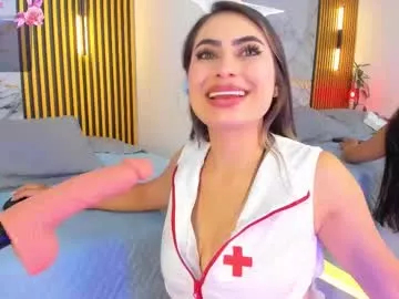 Freechat sweet_flame_ on Chaturbate