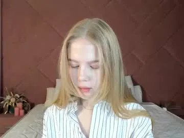 vicki_todd — GOAL: Flash panties from behind [0 tokens remaining] Welcome to my room! Feel at home^^ #new #feet #nonude #18 #natural