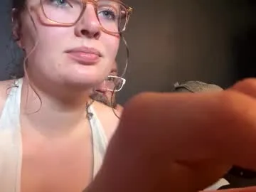 vikingandvixen44 — Ticket Show [99 tokens]: daddy fucks me