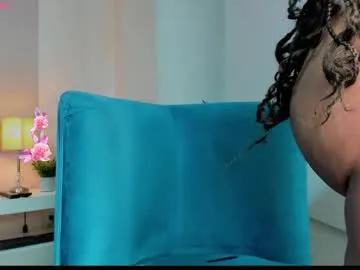 zoesantanna_ — Have fun with your favorite ass and big tits - Goal: Fingers on pussy // Luss ON  #ebony #bigass #pregnant #bigboobs #lovense