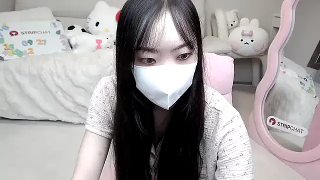 -momoo- on StripChat 