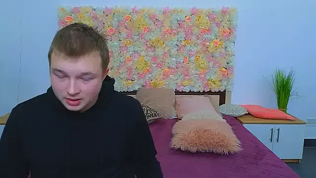 _Olli__Stiw_ on StripChat 