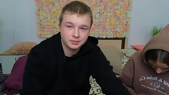 _Olli__Stiw_ on StripChat 