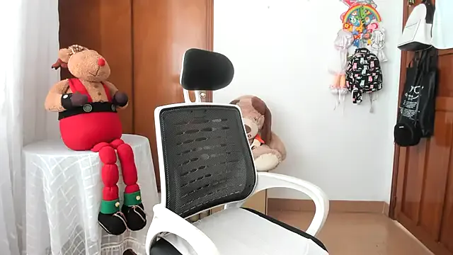 Adele_johnsonn1 on StripChat