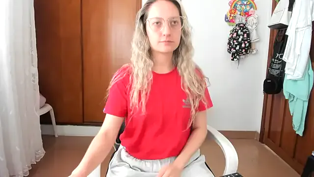 Adele_johnsonn1 on StripChat