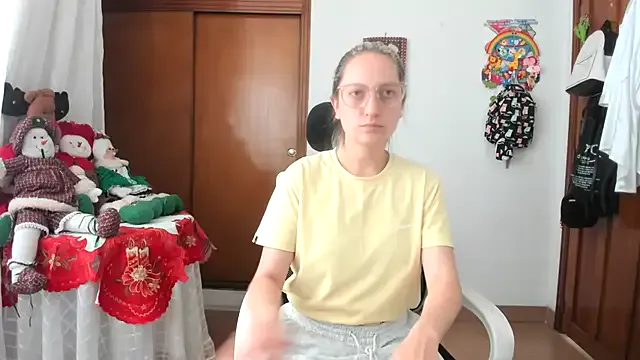 Adele_johnsonn1 on StripChat