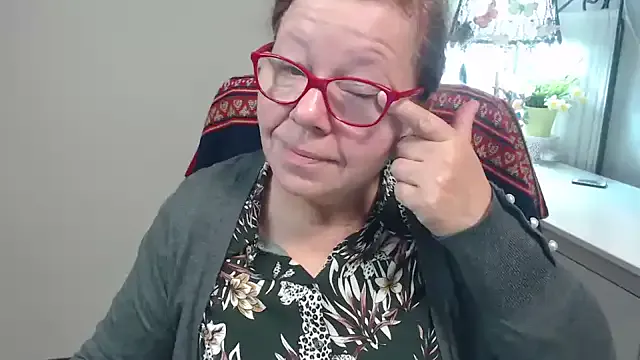 Adelewildx on StripChat