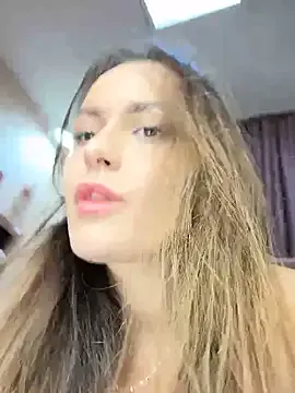 AllaTousNew on StripChat 