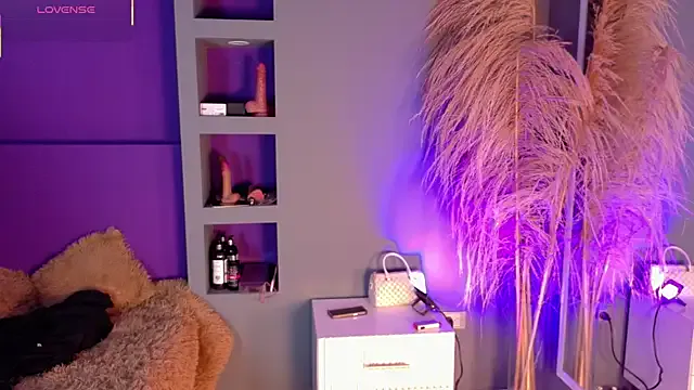 amy_miller1 on StripChat