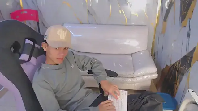 andy_dan18 — remove underwear