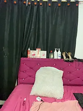Anna-Hott- on StripChat 