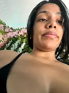 ArielleMillerr — Happy Monday 