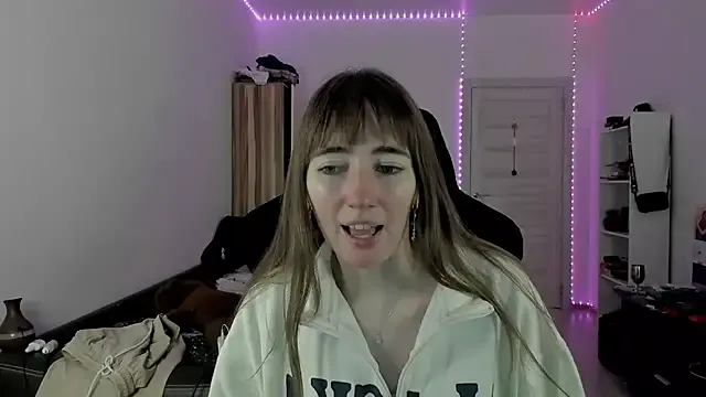 bekkawell — Show armpits