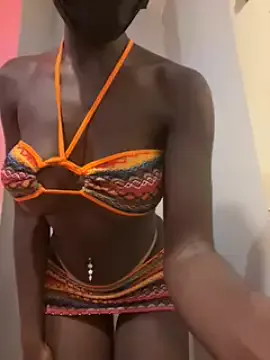 Bella_Binta on StripChat 