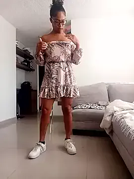 BiiancaEstradaa on StripChat