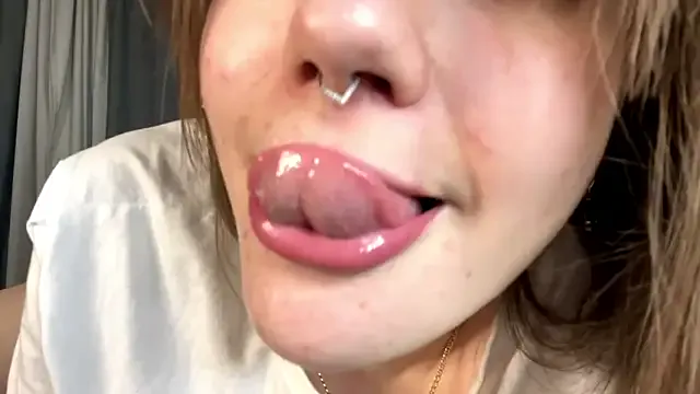 BlissDodd — Dirty Jumping with deep sucking fingers