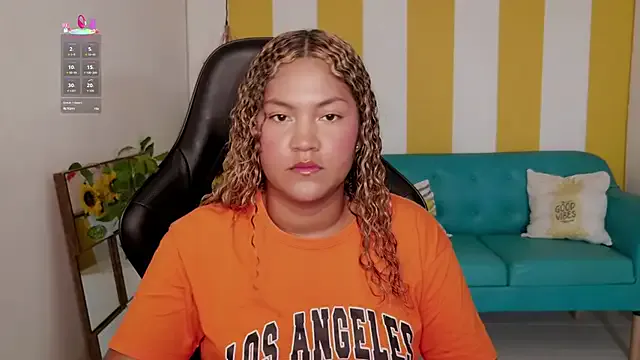 Cristal_War — Twerking + oils 