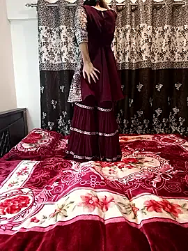 Cute-Bhavya — Ass oil massage