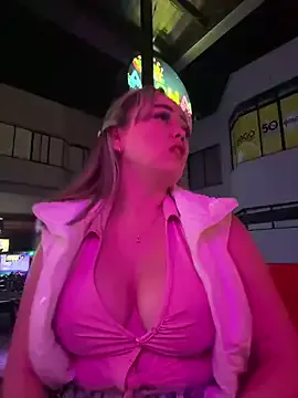 Freechat Danielavegax on StripChat