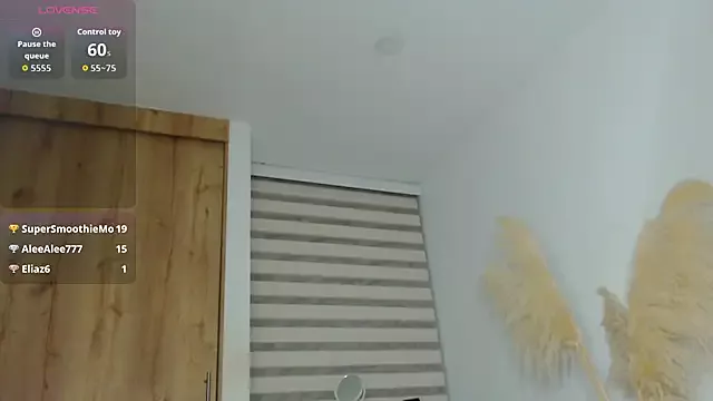 dollface17 on StripChat 