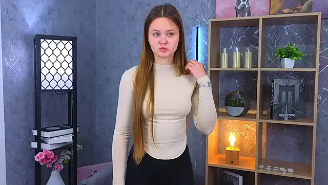 ElenoreReth on StripChat 