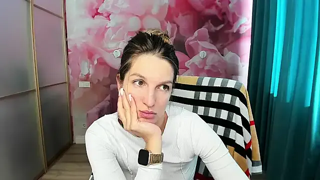 EmilyWalkeri — Body oil tease 