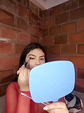 enid_greins — Slow look + cute teasing smile