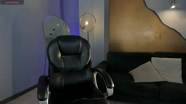 EveBensonX on StripChat 