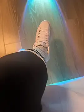 FeetVibe — Football time on the rooftop