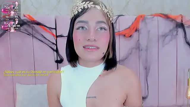 gaby_cloudy on StripChat