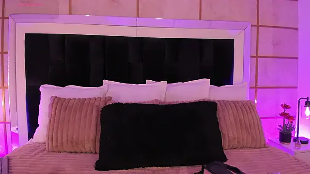 GretaVelvet — REMOVE PANTIES + RAIN SLAPS