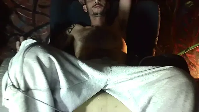 iamNOTGAY90 — Freechat on StripChat