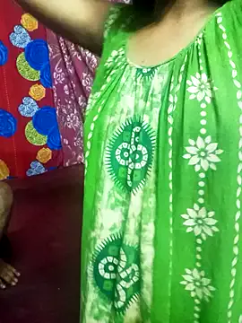 StripChat Indian-oyo-boudi is Freechat Indian-oyo-boudi — Cum in mouth
