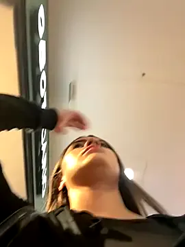 Isabella21_ on StripChat