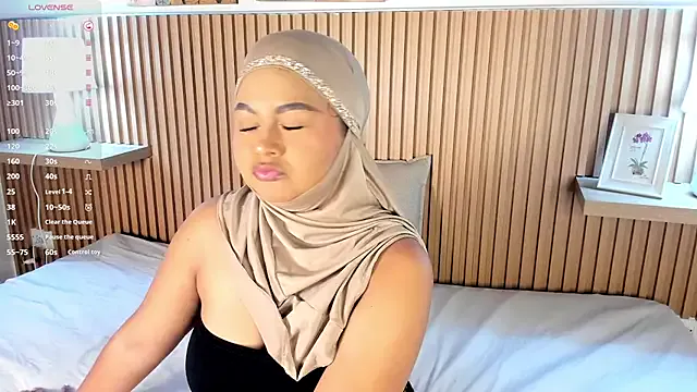 jasmyne_anbar on StripChat