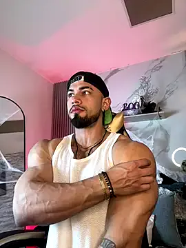 jaxon_colton on StripChat