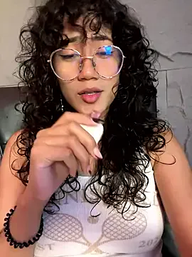 KaitlynLoveCam on StripChat