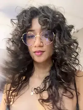 KaitlynLoveCam on StripChat