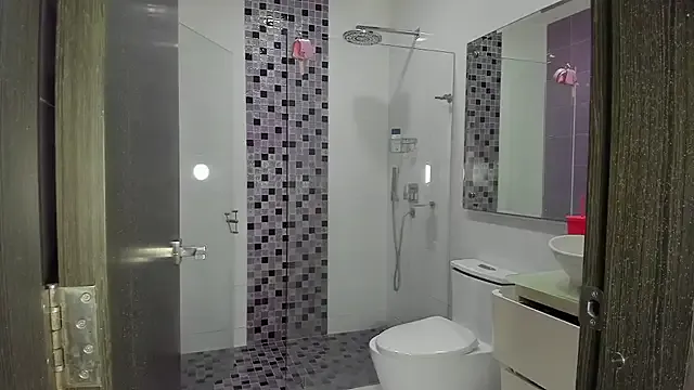 Katrina_hot1 — topless