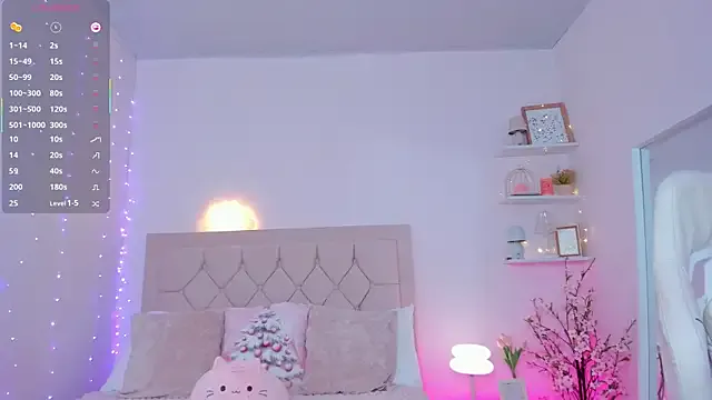 kim_dreams18 on StripChat