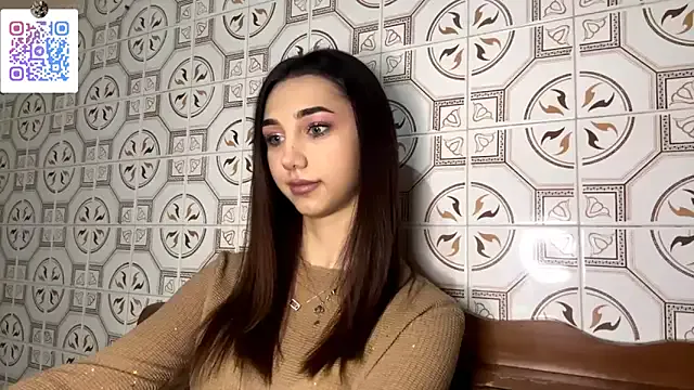 LinaMour on StripChat