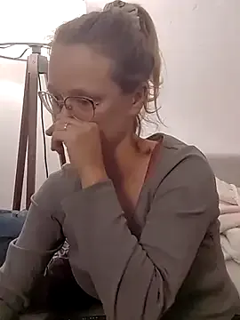 little-leni on StripChat 