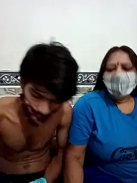 LoveOnStream on StripChat