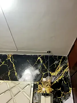 Luna_star3 on StripChat