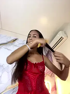 Luna_star3 on StripChat