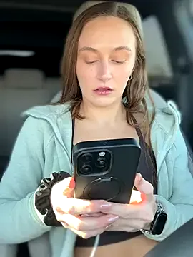 lunagirl13 on StripChat