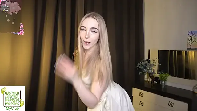 MaeEversley on StripChat 