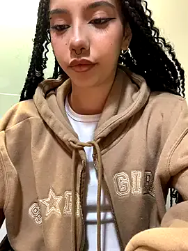 MiaaCute- on StripChat