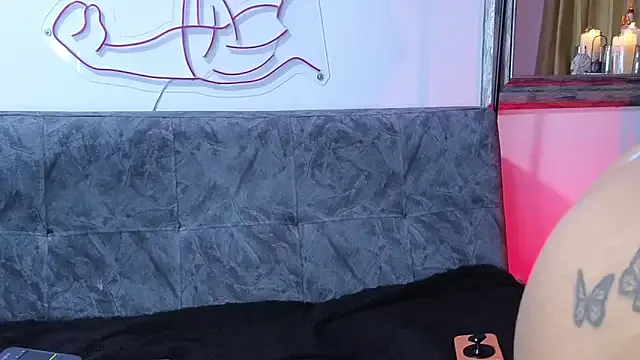 MightyLaura1 — Ride torso